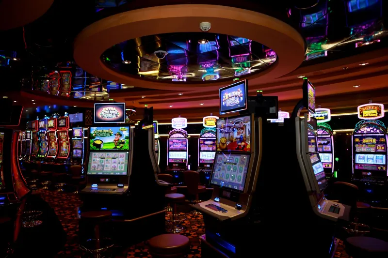 Buffalo, Wheel of Fortune & Crew: Ranking the Cabinet Legends That Went Digital